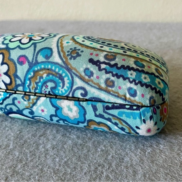 Vera Bradley Sunglasses with Clamshell Case – Frames Only - Size 53-14-140 main image 9